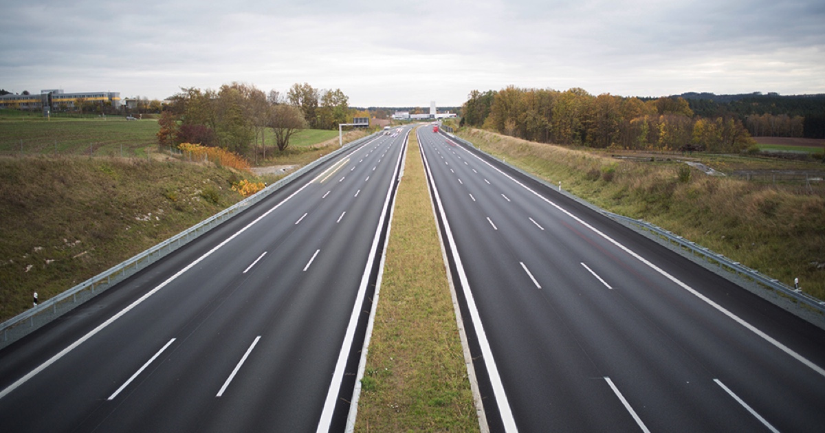 Yol Çizgileri Trafik Güvenliğini Nasıl Artırır?