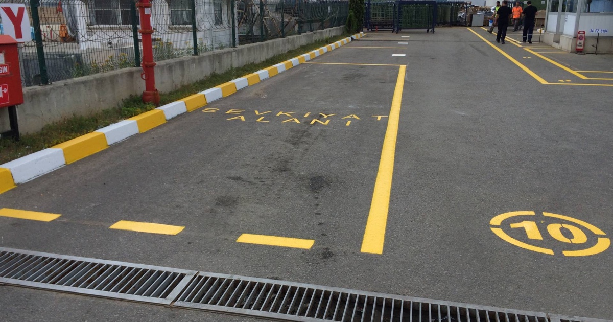 Belediye ve Sanayi Alanlarında Yol Çizgisi Uygulamaları