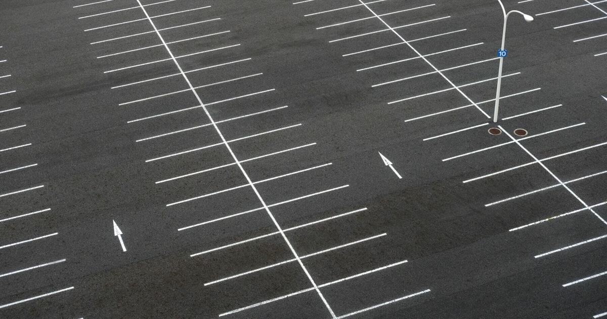 Otopark Çizgileri Nasıl Olmalıdır? Yönetmelik Rehberi 2026